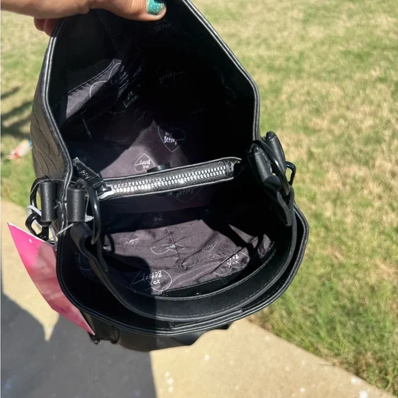 NWT Betsey Johnson XOMIA heart embossed Bucket Black bag - Picture 8 of 9